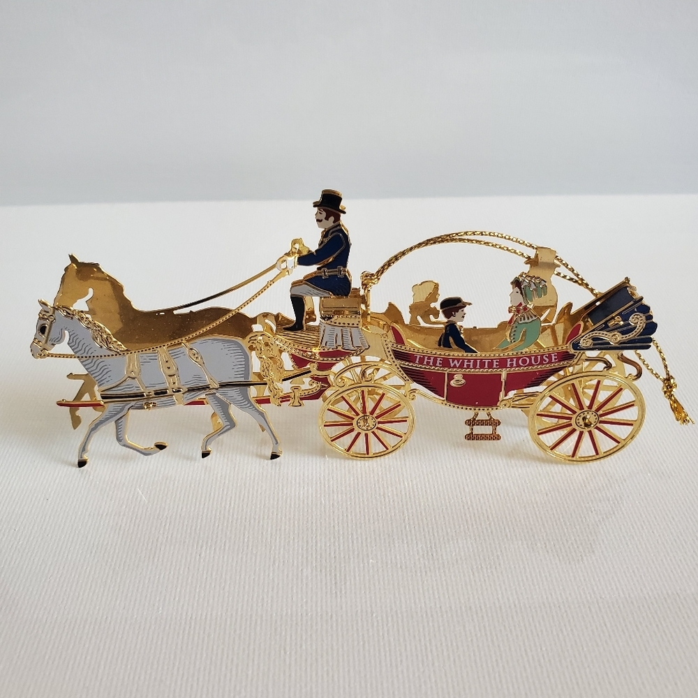 Vintage 2001 Official White House Ornament